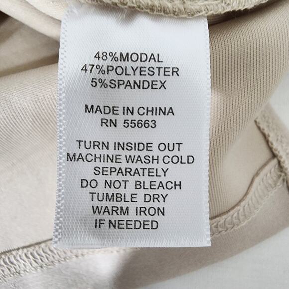 Jones New York Womens Pullover Cozy Top Size 1X Front Pockets 3/4 Sleeve Beige - Picture 8 of 8